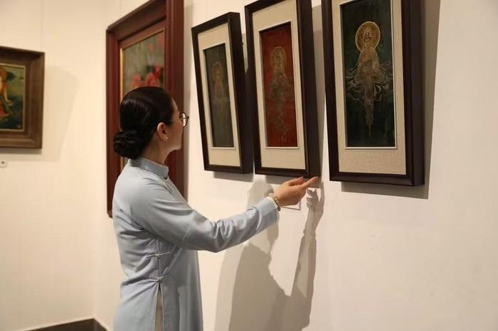 Triển lãm của 8 họa sĩ cùng một tình yêu với sơn mài