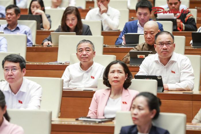 Các đại biểu tham dự phiên thảo luận. Ảnh: Quang Vinh