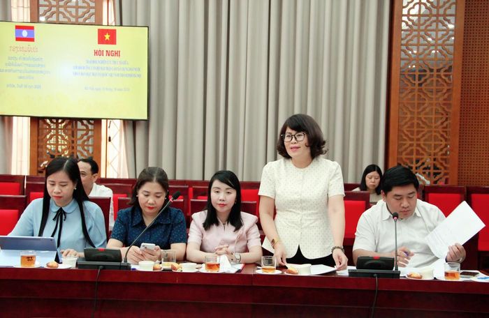 Đại biểu hai bên chia sẻ kinh nghiệm tại hội nghị. Ảnh: PV