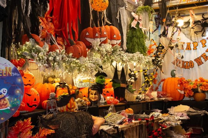 Giá các mặt hàng Halloween năm nay cơ bản ổn định, một số sản phẩm còn giảm nhẹ so với năm trước.
