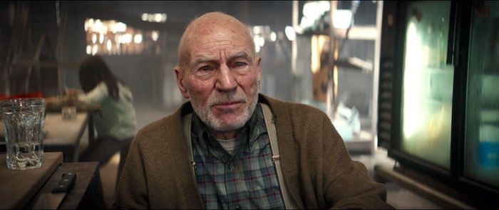 Giáo sư X trong Logan (2017). Ảnh: Fox.