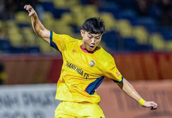 Thanh Hóa và Hồng Lĩnh Hà Tĩnh chia điểm sau trận hòa 1-1 ở vòng 6 V.League tối 30/10. Ảnh: Thanh Hóa FC.