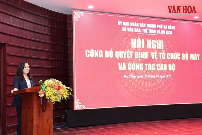 Giám đốc Sở VHTTDL TP. Đà Nẵng Trương Thị Hồng Hạnh phát biểu tại hội nghị