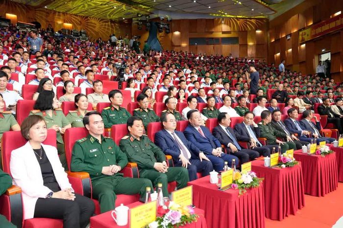Các đại biểu tham dự Lễ trao giải Cuộc thi và Triển lãm ảnh nghệ thuật cấp Quốc gia “Tự hào một dải biên cương” lần thứ IV, năm 2026. Ảnh: Thanh Vân – TTXVN