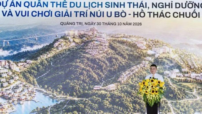 Chủ tịch Hội đồng Quản trị Tập đoàn Sun Group Đặng Minh Trường phát biểu, giới thiệu về dự án du lịch quy mô lớn này. (Ảnh: HG)