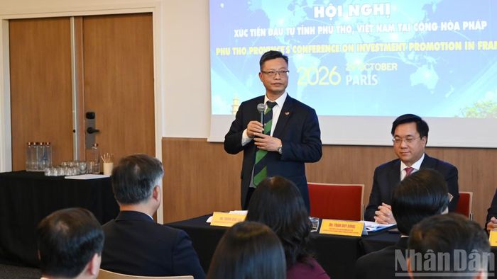 Đại sứ Việt Nam tại Pháp Trịnh Đức Hải phát biểu tại hội nghị. (Ảnh: KHẢI HOÀN)