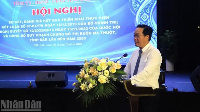  Phó Trưởng Ban Chính sách, chiến lược Trung ương Nguyễn Đức Trung phát biểu tại hội nghị. (Ảnh: CÔNG LÝ) 