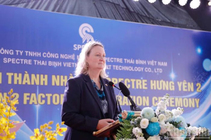 Bà Lina Gandløse Hansen, Đại sứ Đan Mạch tại Việt Nam rất vui mừng khi chứng kiến Spectre tiếp tục đầu tư tại Việt Nam. (Ảnh: MAI TÚ)