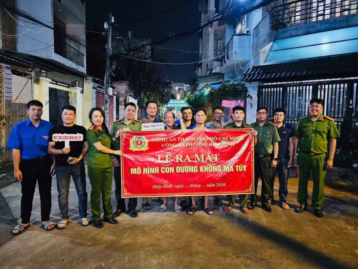 Công an phường Hiệp Bình triển khai thí điểm mô hình "Con đường không ma túy". (Ảnh: CTV)