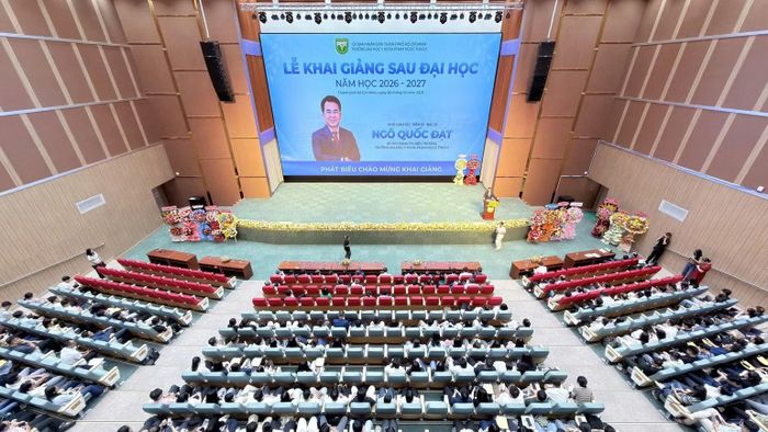 Quang cảnh lễ khai giảng sau đại học. (Ảnh: CTV)