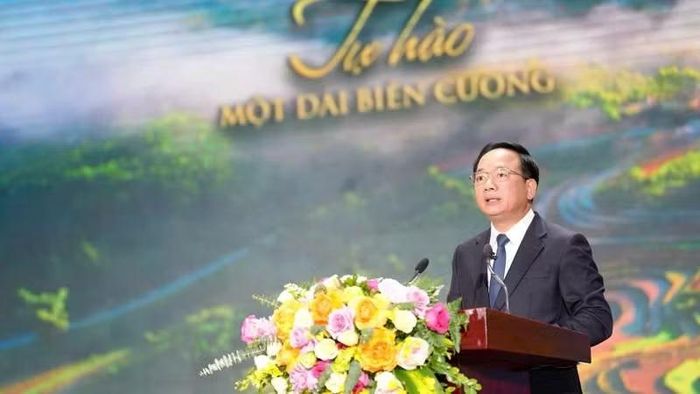 Trưởng Ban Tuyên giáo Trung ương Trịnh Văn Quyết phát biểu tại buổi lễ. (Ảnh: QUANG THỌ)