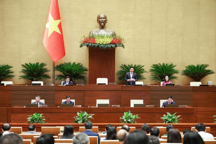  Quang cảnh phiên họp sáng 30-10 tại Kỳ họp thứ hai, Quốc hội khóa XVI. Ảnh: TRỌNG HẢI 