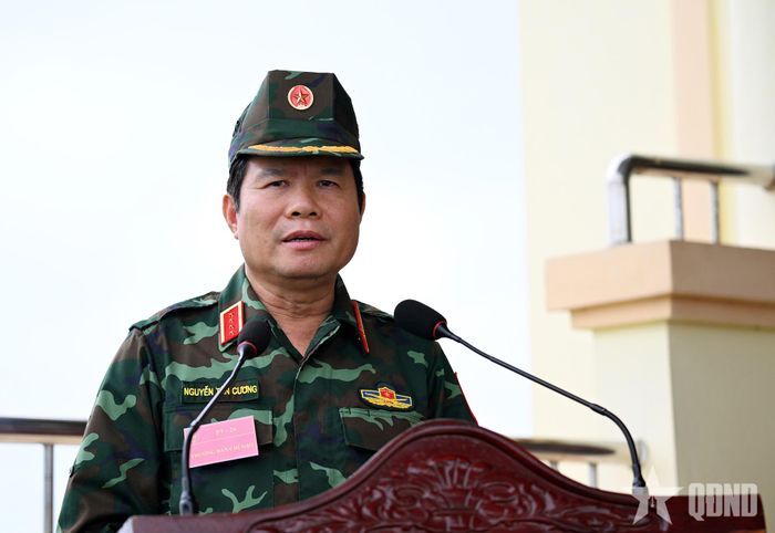  Đại tướng Nguyễn Tân Cương phát biểu chỉ đạo cuộc diễn tập. 