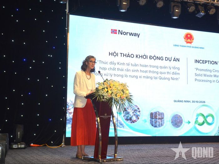 Bà Ramla Khalidi, Trưởng đại diện UNDP tại Việt Nam phát biểu.