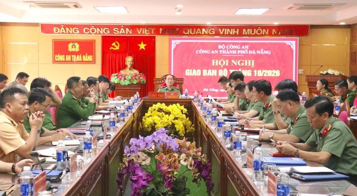 Thiếu tướng Nguyễn Hữu Hợp chủ trì tại điểm cầu Công an TP Đà Nẵng.