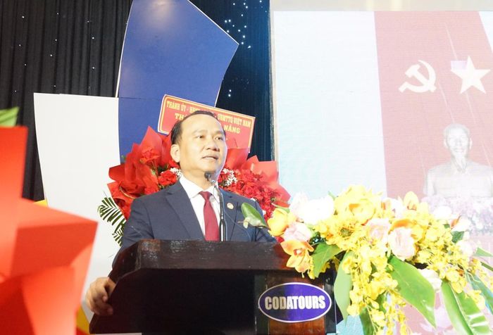 Phó Bí thư Thành ủy, Chủ tịch Ủy ban MTTQ Việt Nam thành phố Nguyễn Đình Vĩnh phát biểu tại Đại hội