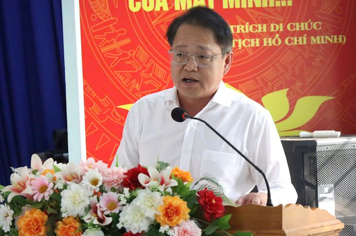  Lãnh đạo Ban Quản lý các dự án đầu tư xây dựng tỉnh Gia Lai phát biểu 