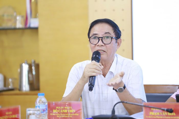 PGS-TS Đỗ Cảnh Thìn phát biểu tại hội thảo. Ảnh: THUẬN AN