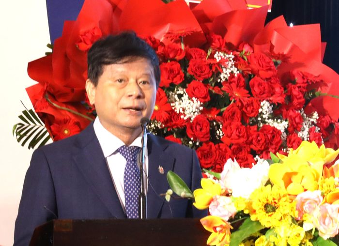 Nhà báo Trần Trọng Dũng, Phó Chủ tịch Hội Nhà báo Việt Nam phát biểu tại Đại hội. Ảnh: XUÂN QUỲNH