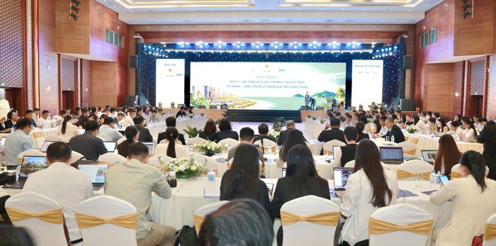  Hơn 100 đại biểu, chuyên gia tham dự hội thảo 