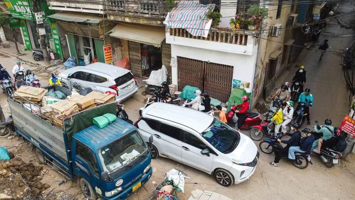Việc mở rộng nhằm tạo thêm không gian lưu thông cho các phương tiện, khắc phục hạn chế về bề rộng mặt đường và nâng cao khả năng đáp ứng nhu cầu đi lại trong khu vực.