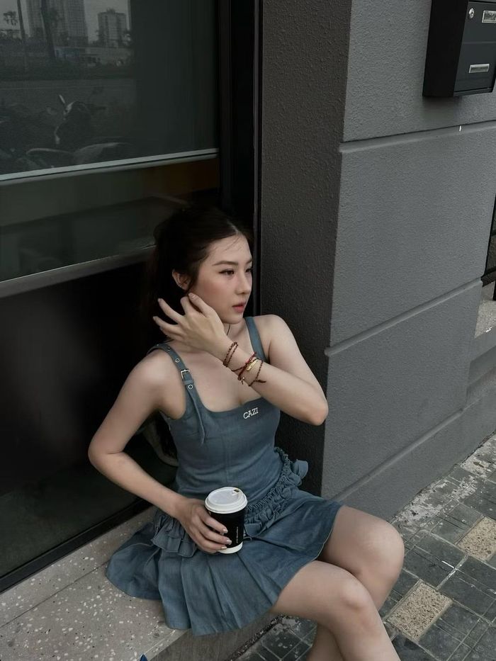 Gần đây, Lê Khanh còn xuất hiện tại một số sự kiện với vai trò KOL, đưa hình ảnh cá nhân đến gần hơn với cộng đồng mạng. Ảnh: Le Khanh