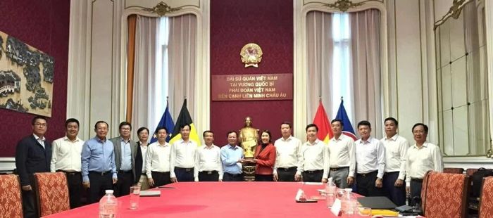 Đoàn công tác tỉnh Phú Thọ do đồng chí Bùi Văn Quang, Phó Bí thư Thường trực Tỉnh uỷ, làm Trưởng đoàn, đã sang thăm và làm việc tại Bỉ tháng 8/2026.