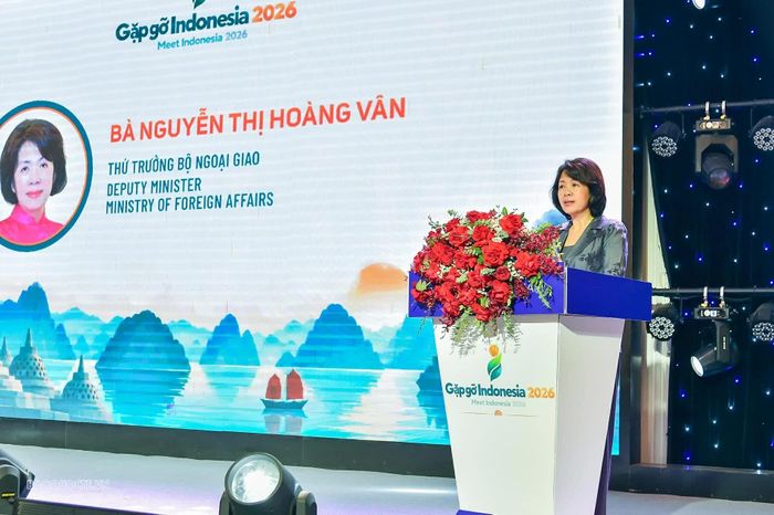 Thứ trưởng Ngoại giao Nguyễn Thị Hoàng Vân phát biểu khai mạc Hội nghị Gặp gỡ Indonesia năm 2026 tại Quảng Ninh.