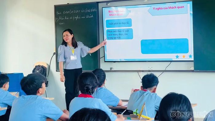 Trường Phổ thông nội trú liên cấp xã Ia Dom đã đón 1.145 em học sinh vào học tập trong năm học 2026-2027