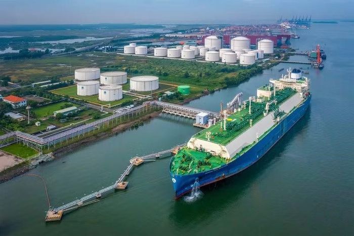 chuyển dịch năng lượng đặt ra yêu cầu cân bằng giữa mục tiêu xanh hóa và an ninh cung ứng. Ảnh: PVN.