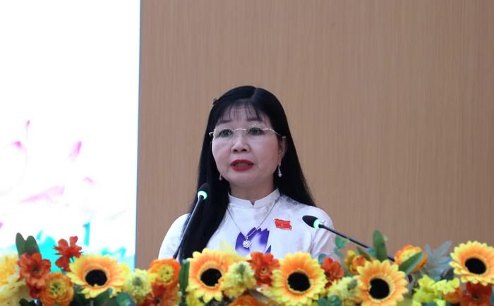 Bà Trần Thị Thanh Hương - Chủ tịch HĐND tỉnh An Giang phát biểu.