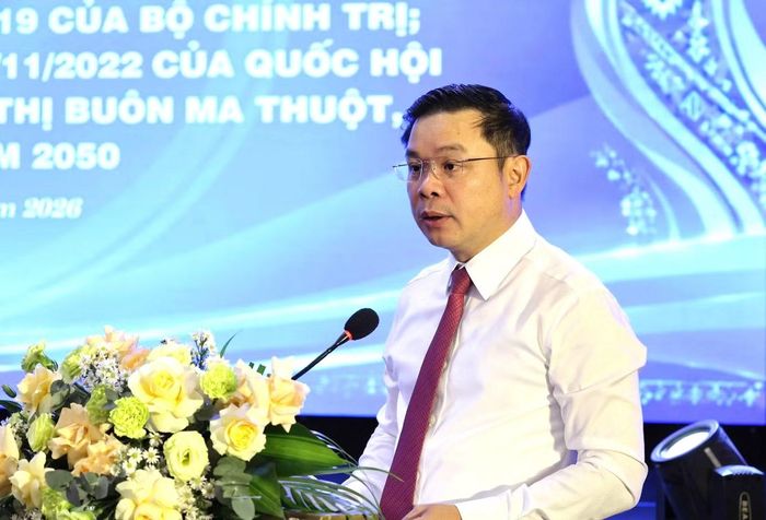 Ông Đỗ Hữu Huy, Chủ tịch UBND tỉnh Đắk Lắk phát biểu tại hội nghị.