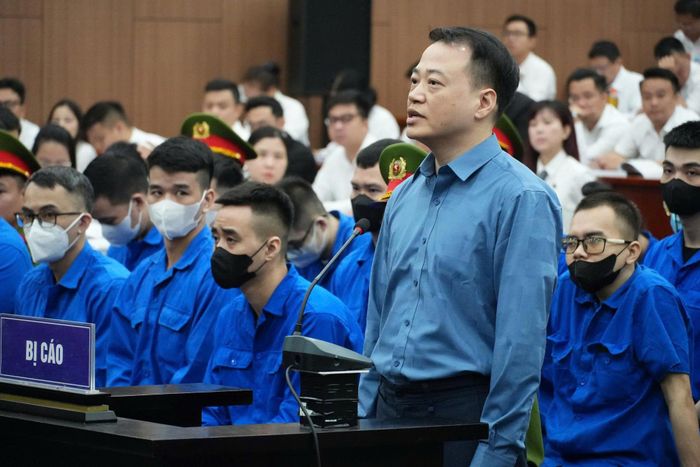 Bị cáo Nguyễn Hòa Bình trong phiên tòa xét xử ngày hôm nay.