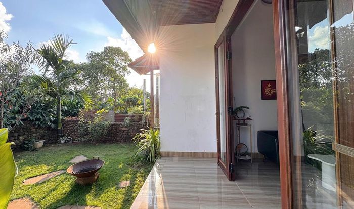 Căn nhà nhỏ xinh đẹp của Cẩm Vân