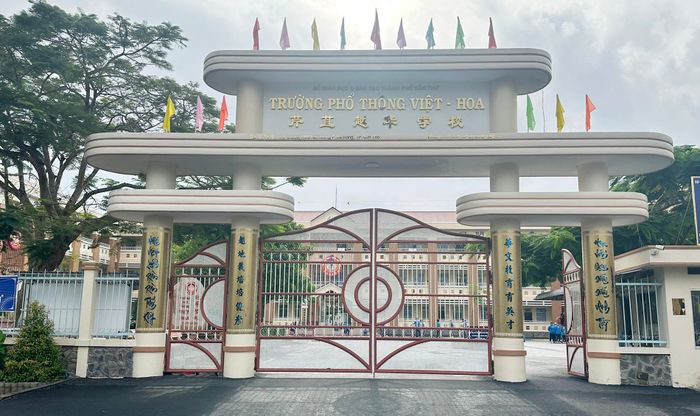 Trường Việt Hoa nơi xảy ra vụ việc. Ảnh: H.T