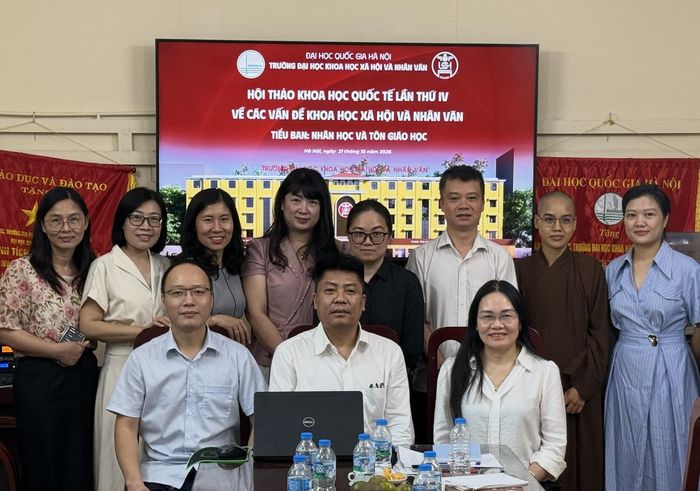 Các diễn giả tham gia hội thảo. Ảnh: Bình Minh