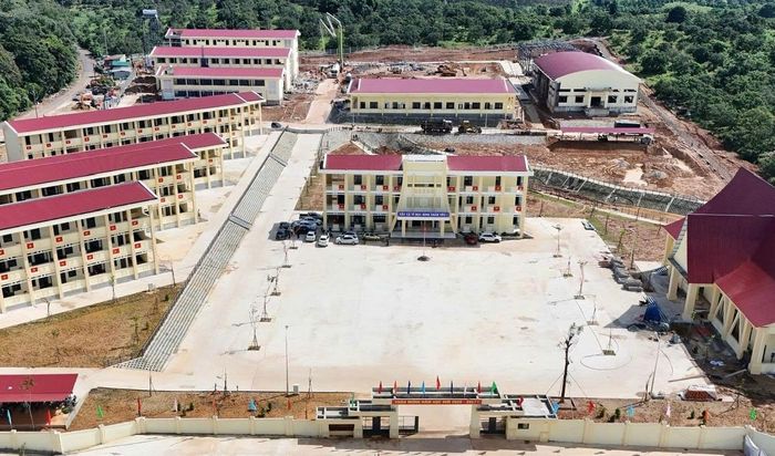 Trường phổ thông nội trú Tiểu học và THCS Ia Púch đạt gần 97% và đã tổ chức dạy học bán trú. Ảnh: N.T