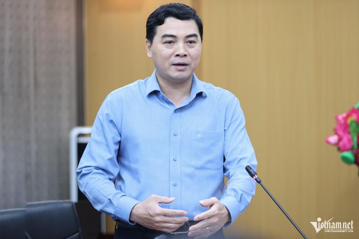 Thứ trưởng Thường trực Nguyễn Hoài Anh yêu cầu xây dựng hệ thống theo dõi, cập nhật tiến độ các nhiệm vụ được giao; đẩy nhanh xây dựng cơ sở dữ liệu dân tộc, tôn giáo, bảo đảm thẩm định chặt chẽ, xác thực chính xác thông tin.