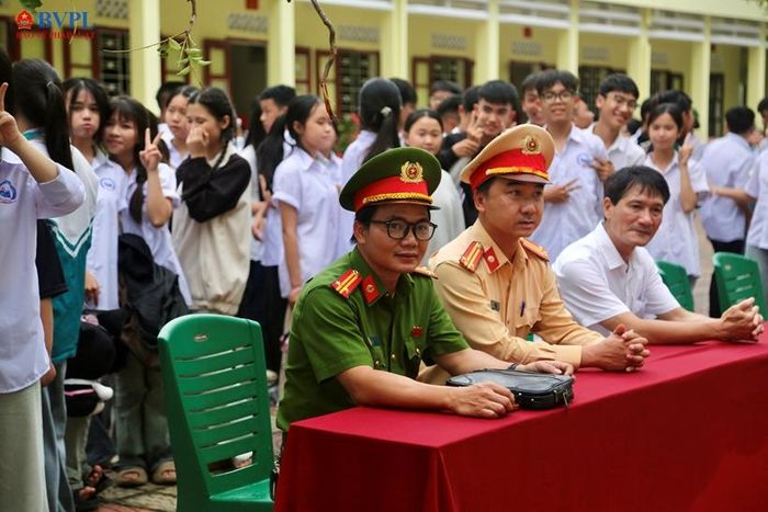  Các đại biểu tham dự.
