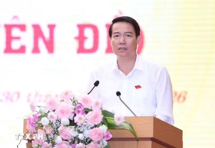 Đại biểu Nguyễn Việt Quỳnh, Tổ đại biểu số 1 HĐND tỉnh Phú Thọ thảo luận tại Kỳ họp. (Ảnh: Thu Hương/TTXVN)