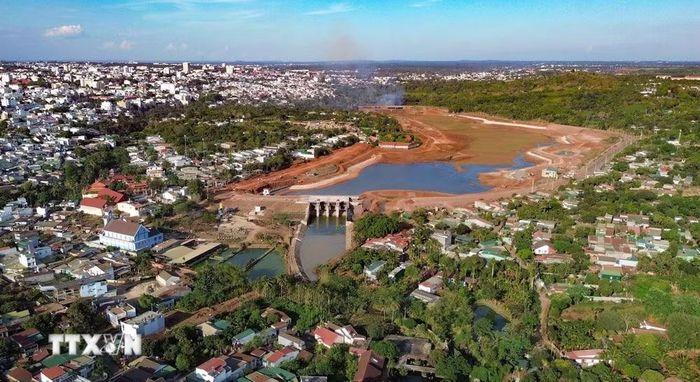 Buôn Ma Thuột giữ vị trí chiến lược, là đô thị trung tâm vùng Tây Nguyên và động lực phát triển kinh tế-xã hội của tỉnh cũng như toàn khu vực. (Ảnh: Thanh Tùng/TTXVN)