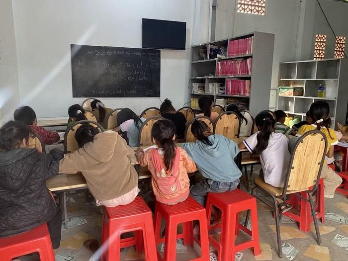  Dự án của Y Bdáo đã góp phần mở rộng hơn cánh cửa đi học cho trẻ em hoàn cảnh khó khăn. (Ảnh: NVCC) 