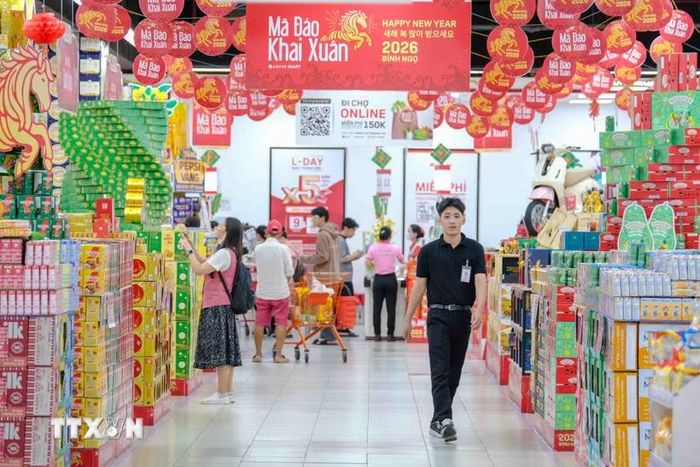 Bộ Công Thương yêu cầu Sở Công Thương các tỉnh, thành phố bảo đảm cân đối cung cầu, bình ổn thị trường cuối năm 2026 và dịp Tết Nguyên đán Đinh Mùi 2027. (Ảnh: Thanh Liêm/TTXVN)