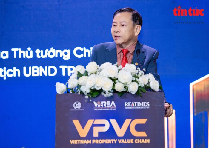 Ông Nguyễn Văn Khôi, Chủ tịch Hiệp hội Bất động sản Việt Nam, phát biểu tại diễn đàn.