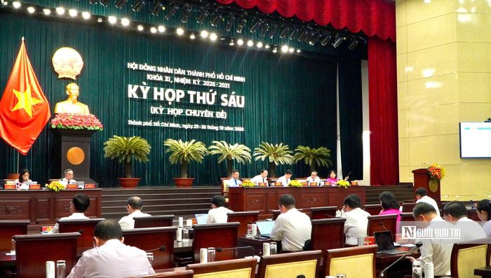 Toàn cảnh kỳ họp.