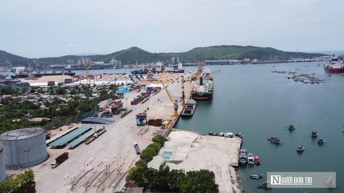 Số thu ngân sách Nhà nước từ hoạt động xuất nhập khẩu tại các cửa khẩu trên địa bàn đạt 23.560 tỷ đồng. 