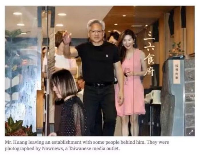 Jensen Huang cùng Alice Huang tại Đài Loan. Ảnh: Nownews.