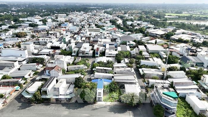Không gian đô thị xã Phú Hòa, tỉnh An Giang nhìn từ trên cao. Ảnh: Thanh Sang – TTXVN