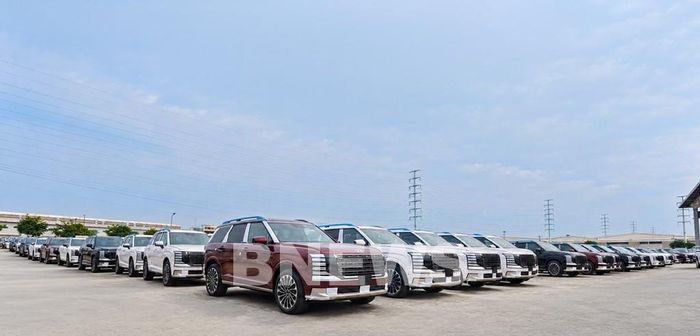 SUV Hyundai Palisade Hybrid hoàn toàn mới sẵn sàng bàn giao cho những khách hàng đầu tiên