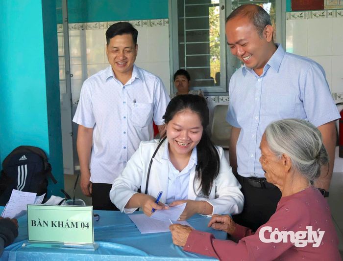 TP.HCM cần khám thêm khoảng 5,9 triệu người trong 2 tháng cuối năm.